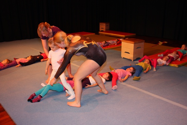 schauturnen 2010 sgs 073.jpg
